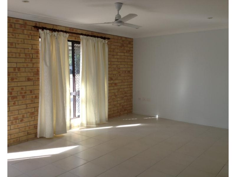1 Lawrence Crescent, Gracemere QLD 4702